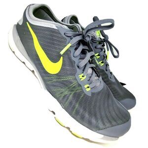 Nike Flywire Womens 7.5 Sneakers Gray Green Tennis Running Shoes Lightweight